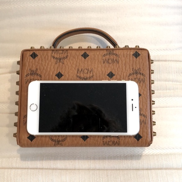 🎉2X HP🎉PRICE⬇️MCM Visetos Studded Berlin Box Bag - Picture 14 of 16